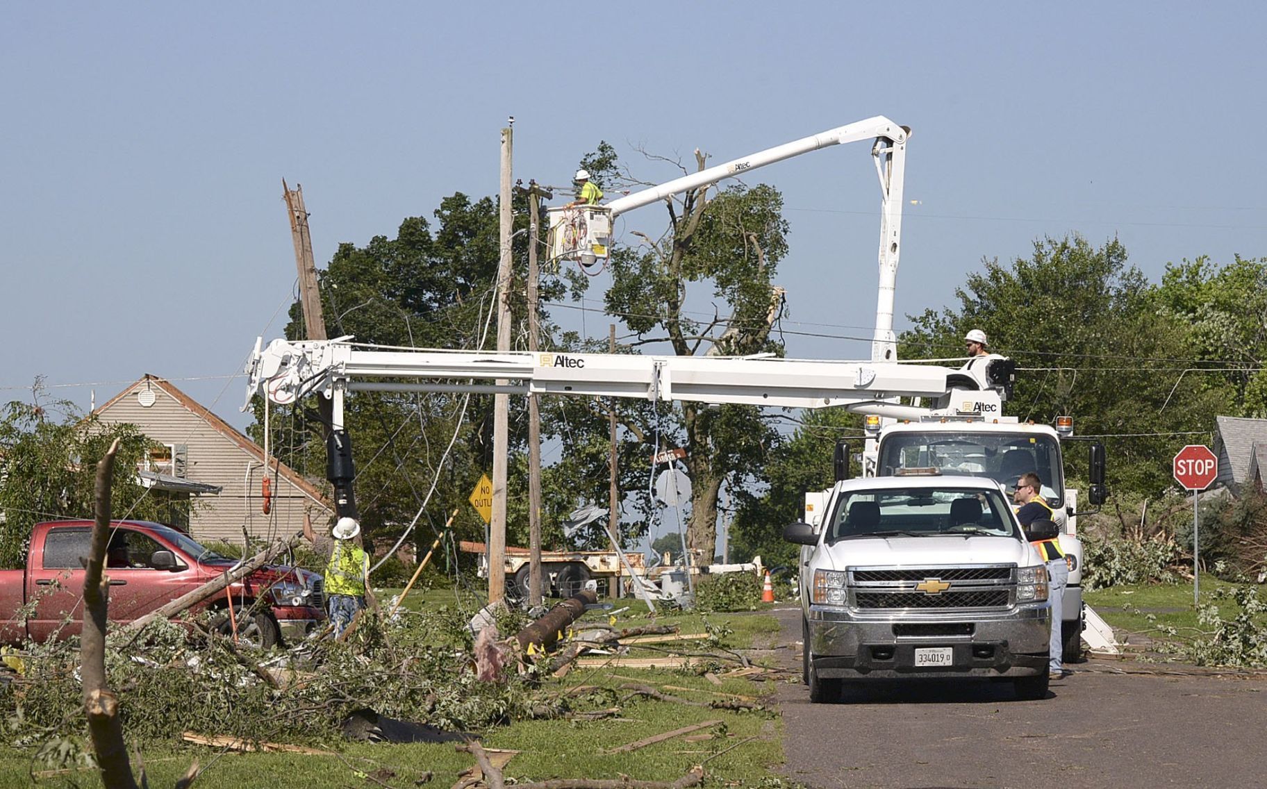 071815-blm-loc-11tornado